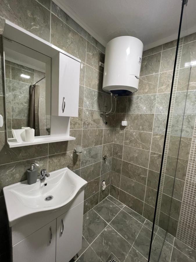 Hidden Villa Apartments Котор Екстериор снимка