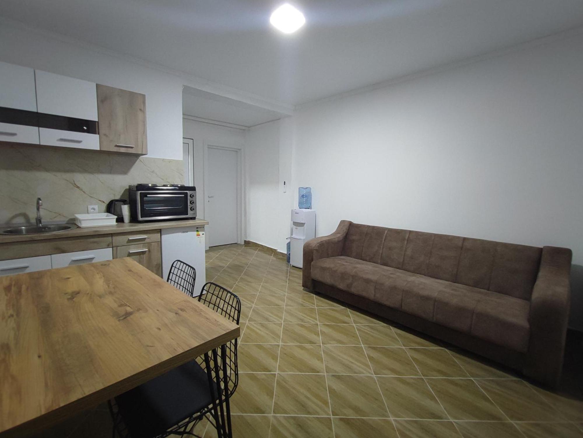 Hidden Villa Apartments Котор Екстериор снимка