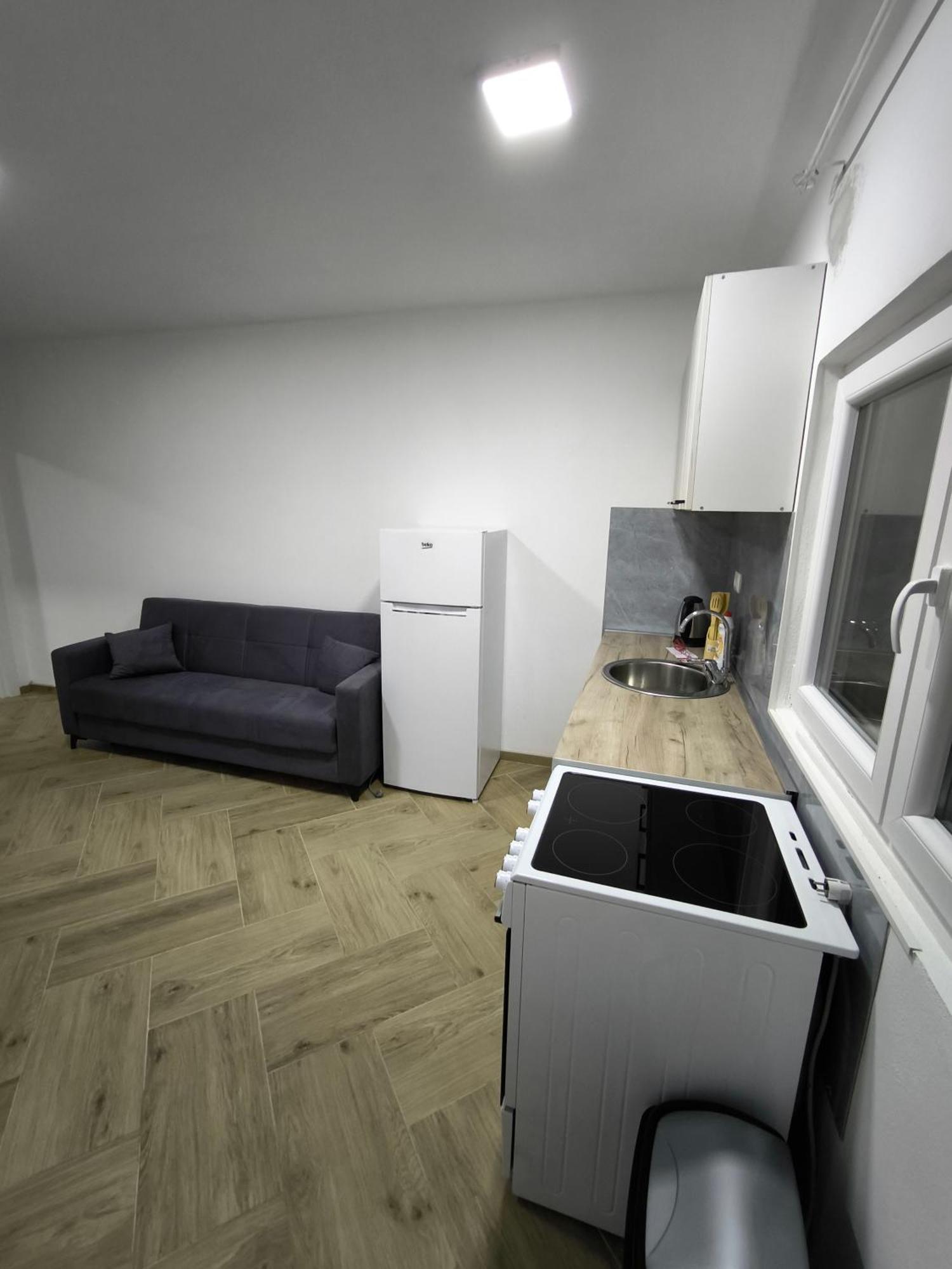 Hidden Villa Apartments Котор Екстериор снимка