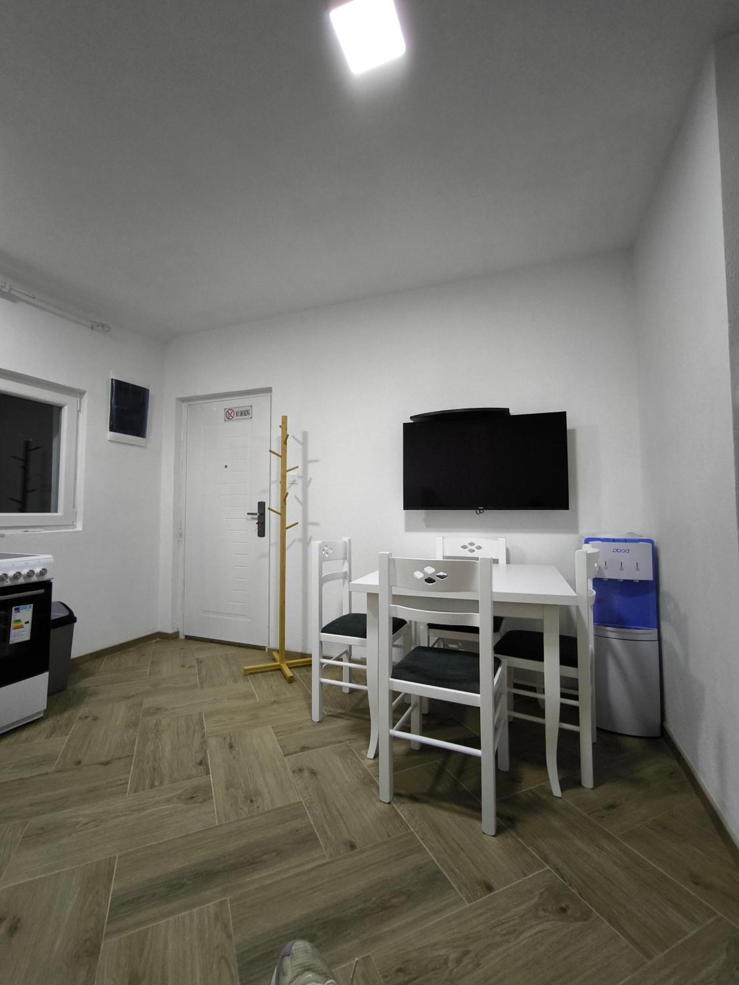 Hidden Villa Apartments Котор Екстериор снимка
